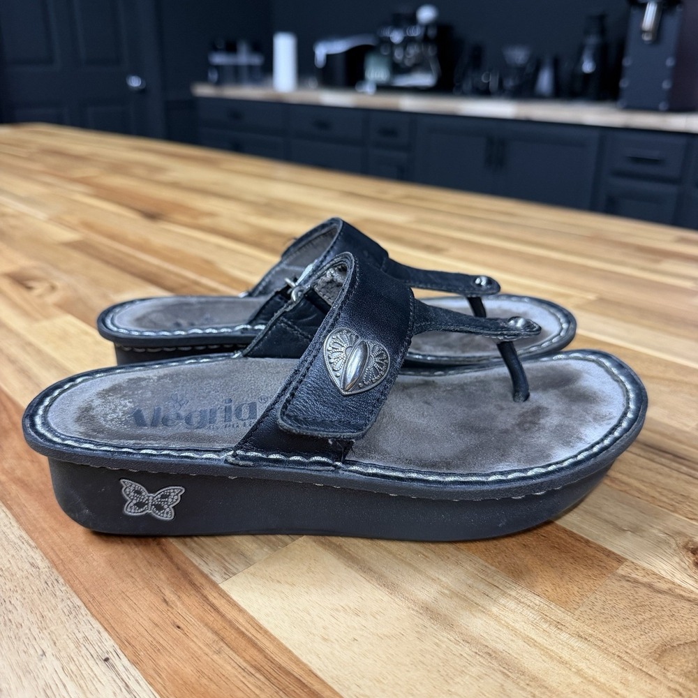 Alegria Womens 35 US 5-5.5 Black Leather Thong Sandals Butterfly Comfort